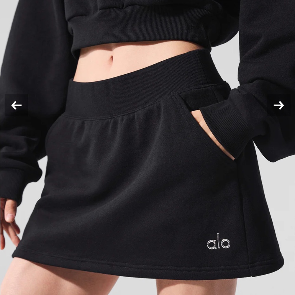 Alo black mini skirt